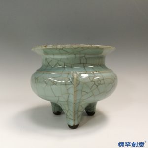 GC183 南宋龍泉窯粉青釉冰裂紋鬲式香爐