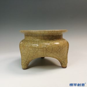 GC191 南宋哥窯系米黃釉冰裂紋鬲式香爐