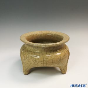 GC191 南宋哥窯系米黃釉冰裂紋鬲式香爐