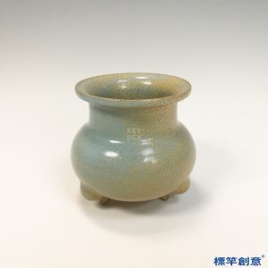 GB166 北宋汝窯系天青釉三足琴式香爐