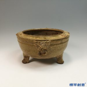 BB021 商代原始青瓷獸首三足陶鑑