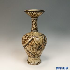 GC214 南宋磁州窯米白地雙彩繪魚藻紋盤口長頸瓶