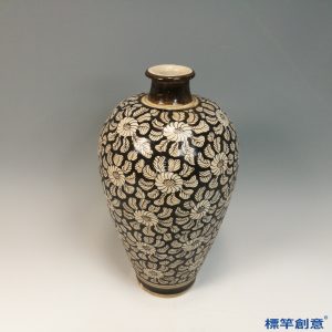 GC215 南宋吉州窯黑釉剔花纏枝牡丹紋梅瓶