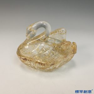 FB143 唐代琉璃雕模鵝形蓋盒