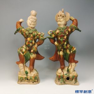 FB150 唐代鞏義窯三彩陶塑武士俑一對