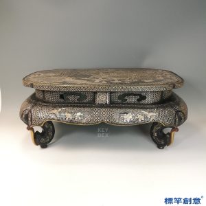 JJ023 日本明治時期松夀堂青貝樓閣山水足案文卓