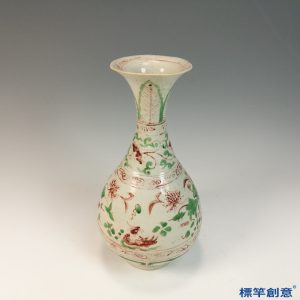 HA099 元代晚期景德鎮窯紅綠彩繪荷塘水禽紋玉壺春瓶