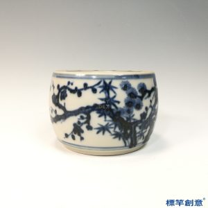 HB077 明代宣德景德鎮窯青花繪梅竹紋蟋蟀罐