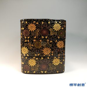 JJ024 日本大正時期漆器菊唐草蒔繪三段重箱