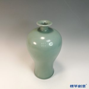 GC235 南宋龍泉窯粉青釉仿汝官窯梅瓶