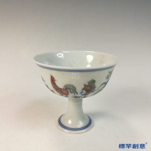 HB115 明中晚期鬥彩成化款雞雛牡丹紋高足杯
