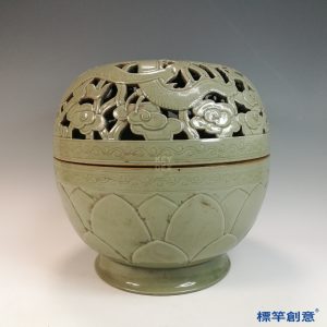FC084 五代越窯淺青釉秘色瓷鏤空雲龍紋蓮瓣大薰爐