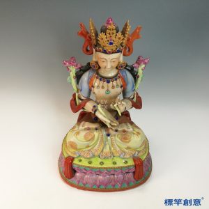 IA090 清代乾隆景德鎮官窯粉彩蓮花手觀音菩薩坐像